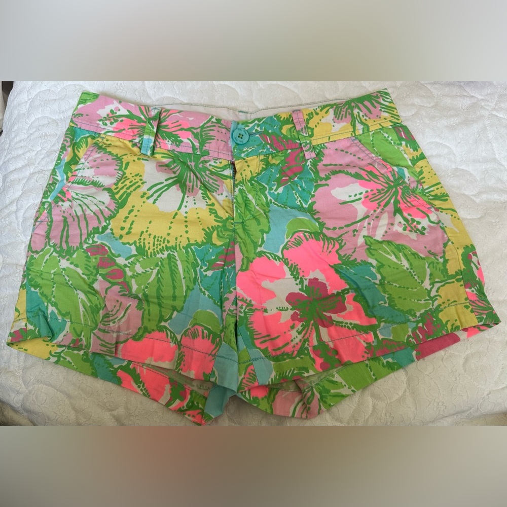 NWOT LILLY PULLITZER CALLAHAN SHORT SIZE 6